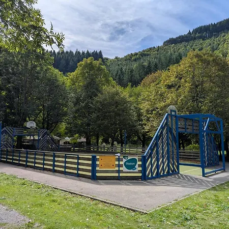 Aldeamento Turístico Vvf Sud Aveyron Brusque